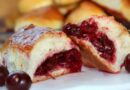 Пирожки с вишнями в духовке