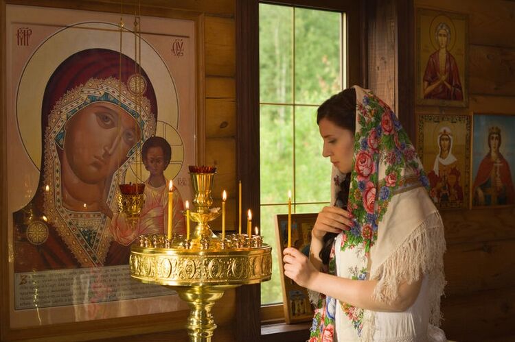 история праздника троица