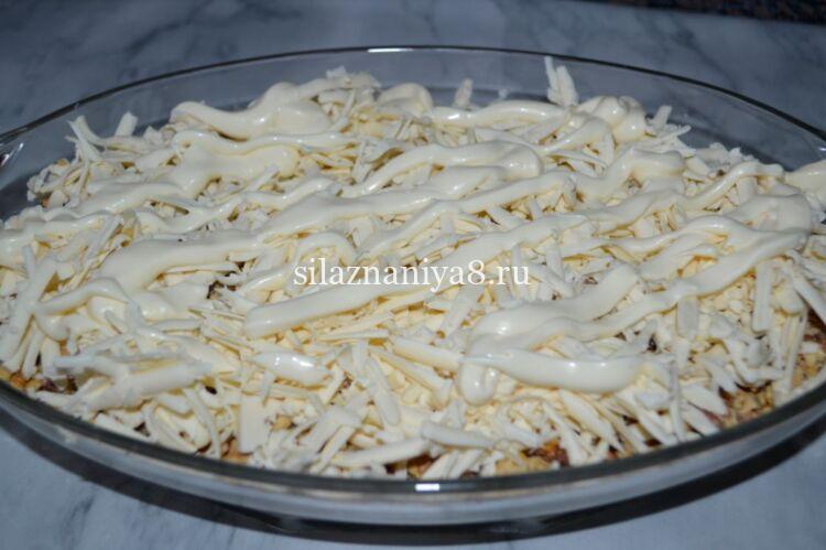 салат с ананасами и курицей