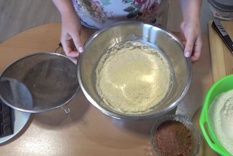 кулич шоколадный
