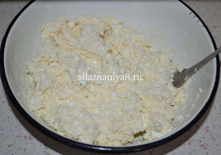 воздушные сырники из домашнего творога с мукой и яйцом
