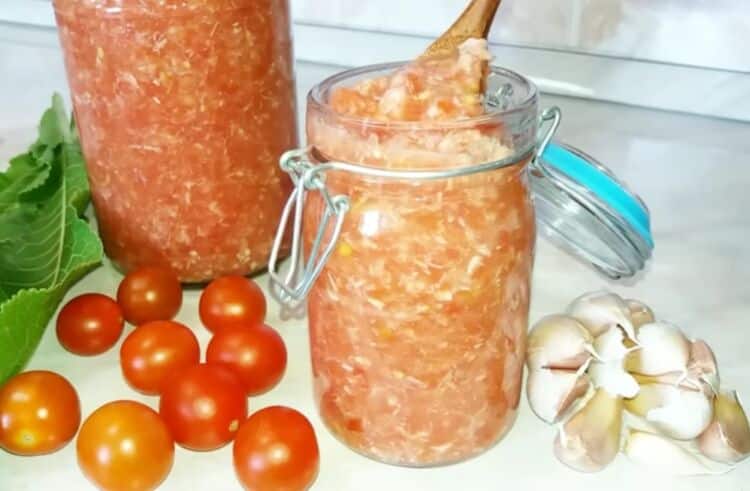 Omáčka Jiskra rajčat bez vaření s křenem a česnekem