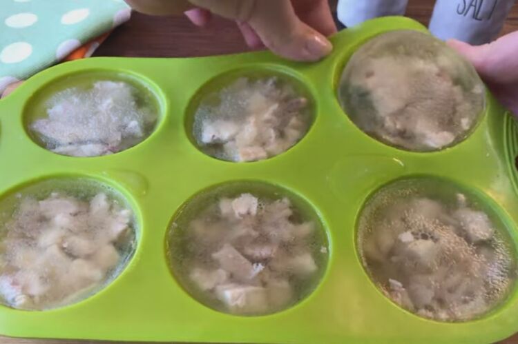 Прозрачный холодец из куриных голеней без желатина порционно