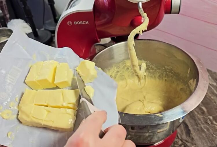 Сочный кулич на Пасху