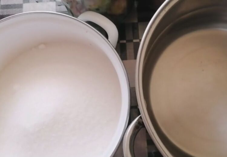 Сливы в сиропе с косточками на зиму