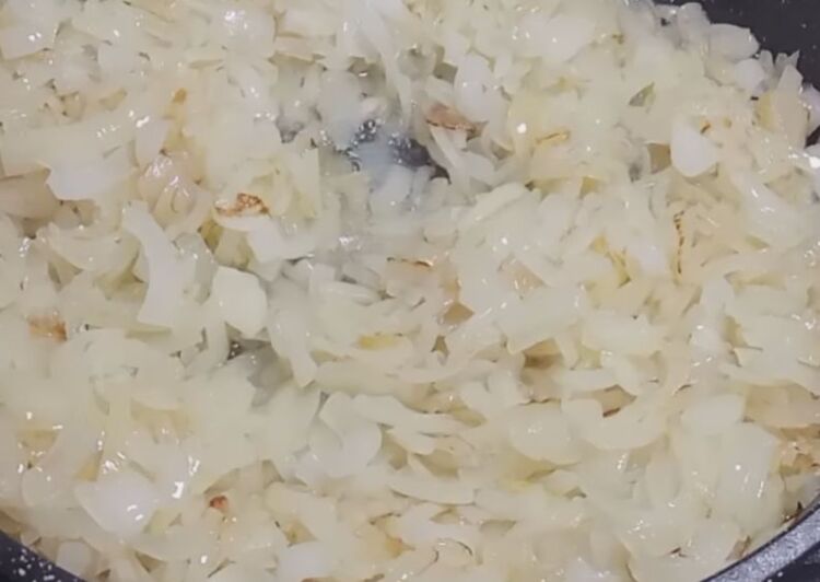 солянка с капустой и грибами на зиму в банках - рецепт